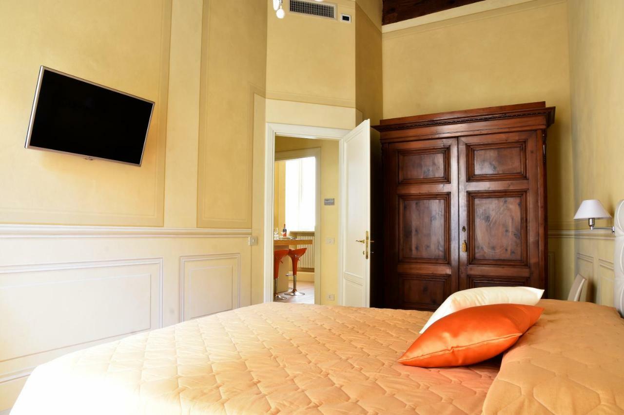 Stella Polare - Luxury Apartment Lucca Dış mekan fotoğraf
